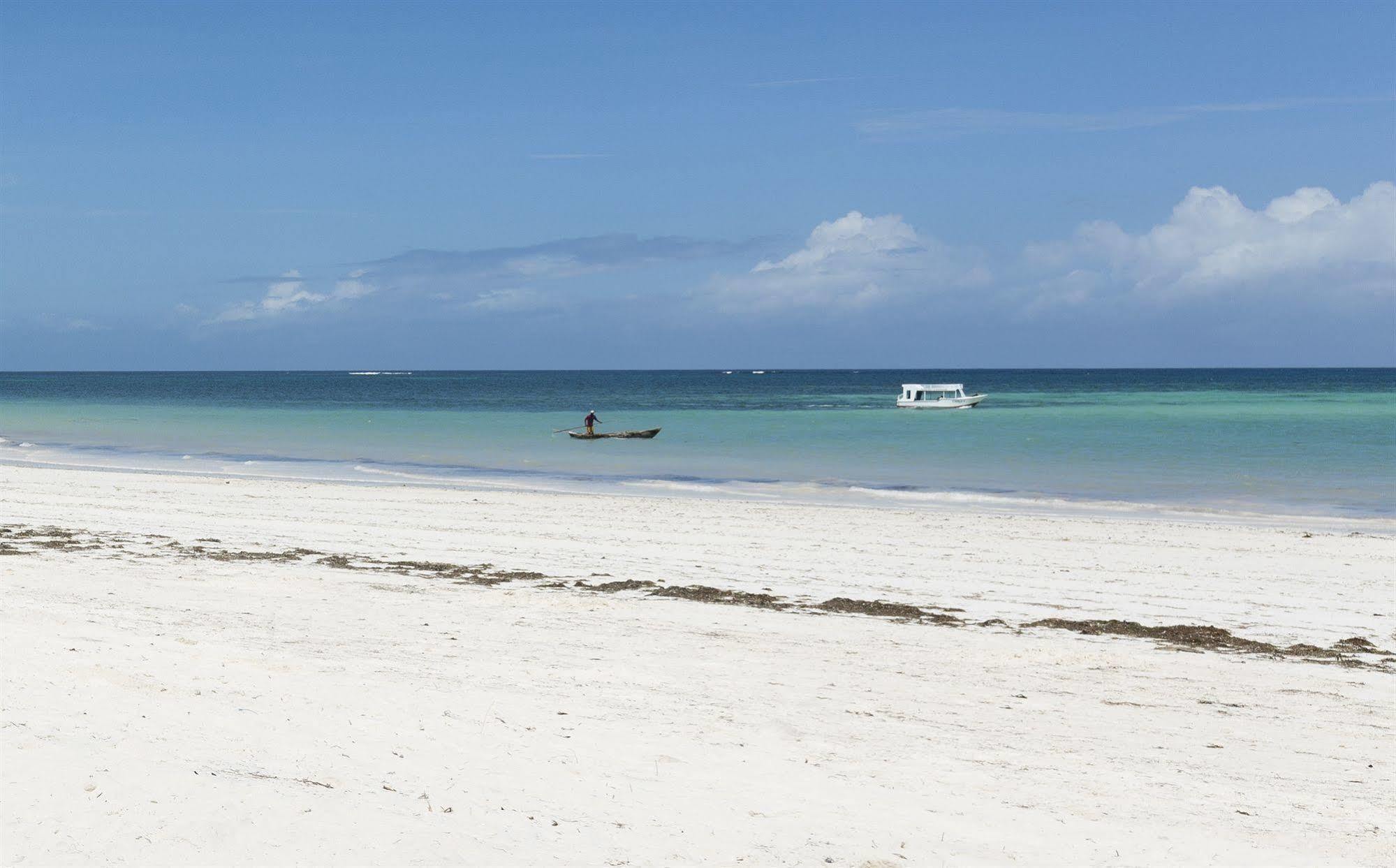 Neptune Paradise Beach Resort & Spa Galu Exterior foto